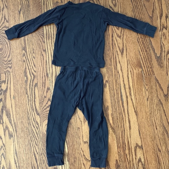 Skeleton pajamas, Carter’s size 2T - Picture 4 of 4